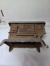 Stove Vintage Eagle Cast Iron Toy Stove 71/2 By 51/2"