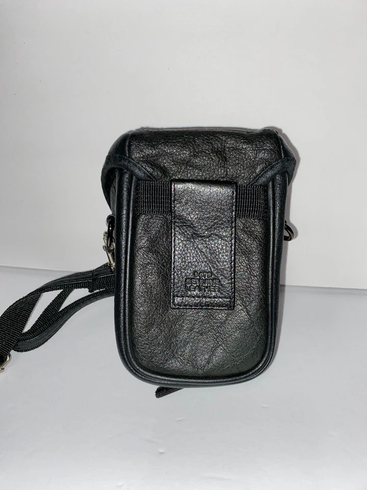 Nikon Coolpix Genuine Leather Case 5479 Belt Loop / Clip Closure (case only) - Image 3 of 4