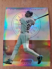 1995 Bowman’s Best Jumbo Refractor–Ken Griffey Jr–Oversized 5.75x4.25 TC51