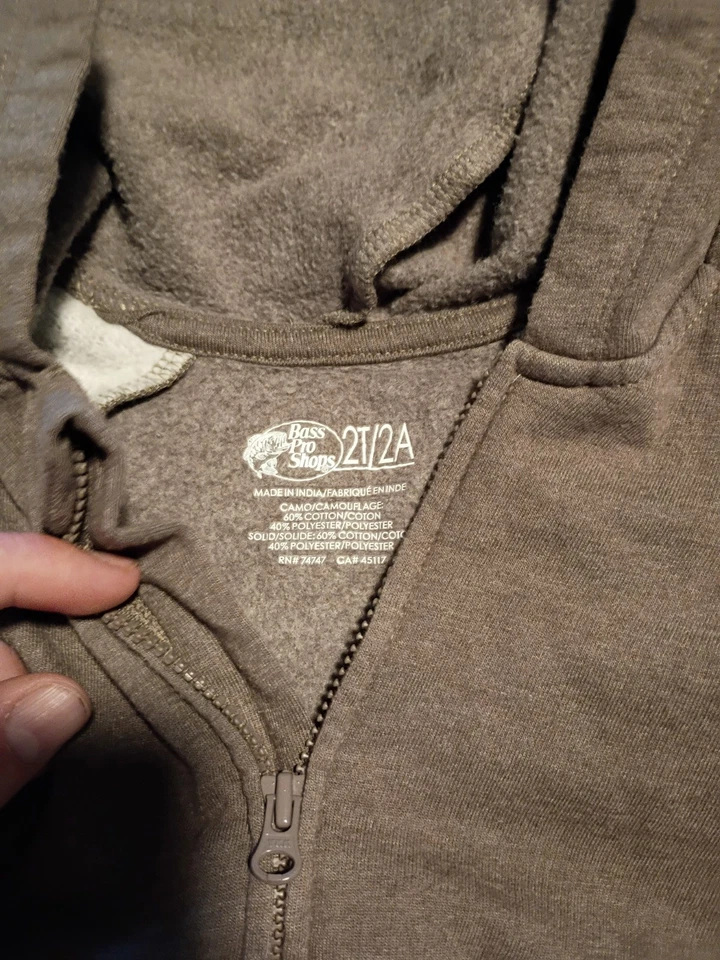 Chaqueta de camuflaje para niños Bass Pro Shops sudadera con capucha Hunter Foto 2 de 3