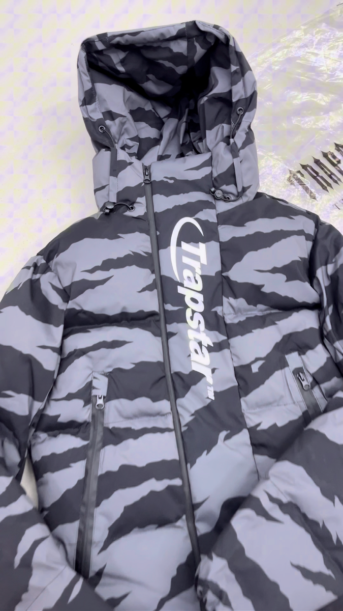 Trapstar HyperDrive Technical Puffer Grey Camo Jacket Size S Trapstar HyperDrive Technical Puffer Grey Camo Jacket Size S