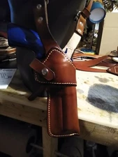 Colt Python 4 in barrel vertical shoulder holster