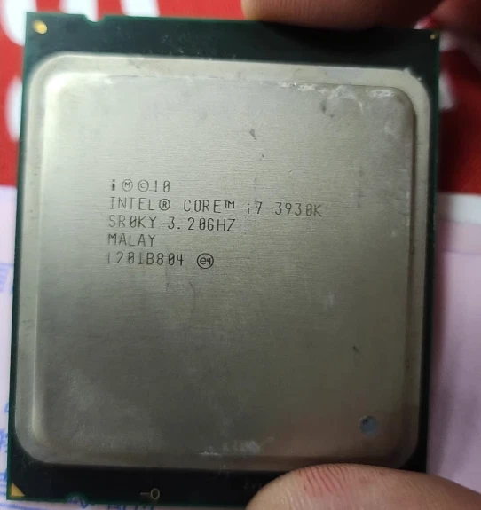 Intel Core i7-3930K SR0H9 SR0KY 3.2GHz 6 Cores 130W LGA2011 CPU Processor - Image 3 of 4