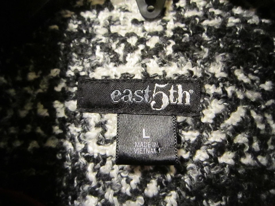 CHAQUETA CHAQUETÓN TALLA L EAST 5TH NEGRA BLANCA GRIS MUJER DOBLE BOTONADURA, GRANDE, USADA EN EXCELENTE ESTADO Foto 3 de 4