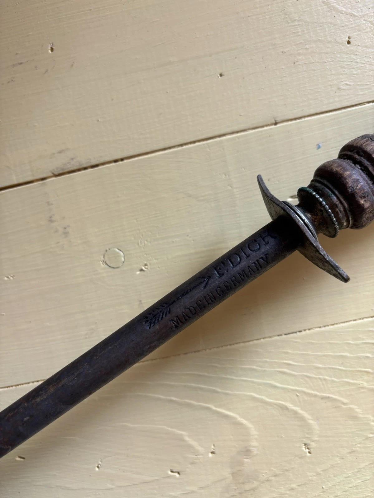 VTG OLD Rare Early 20C F.DICK Butcher Knife Sharpener Honing Steel Rod Chef
Opens in a new window or