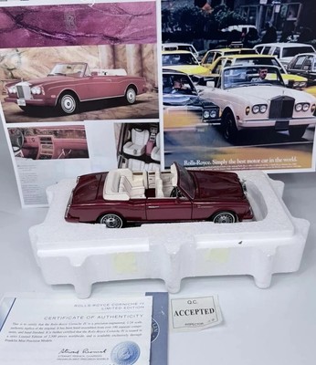 Franklin Mint 1992 Rolls Royce Corniche Pearlescent Ruby Red 1:24