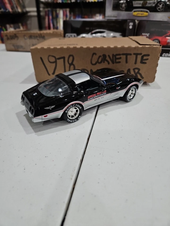 GreenLight 雪佛兰 Corvette 官方 Pace Car 1978 1: 24 比例压铸 🇺🇸 已发货 — 第 4/4 张图片