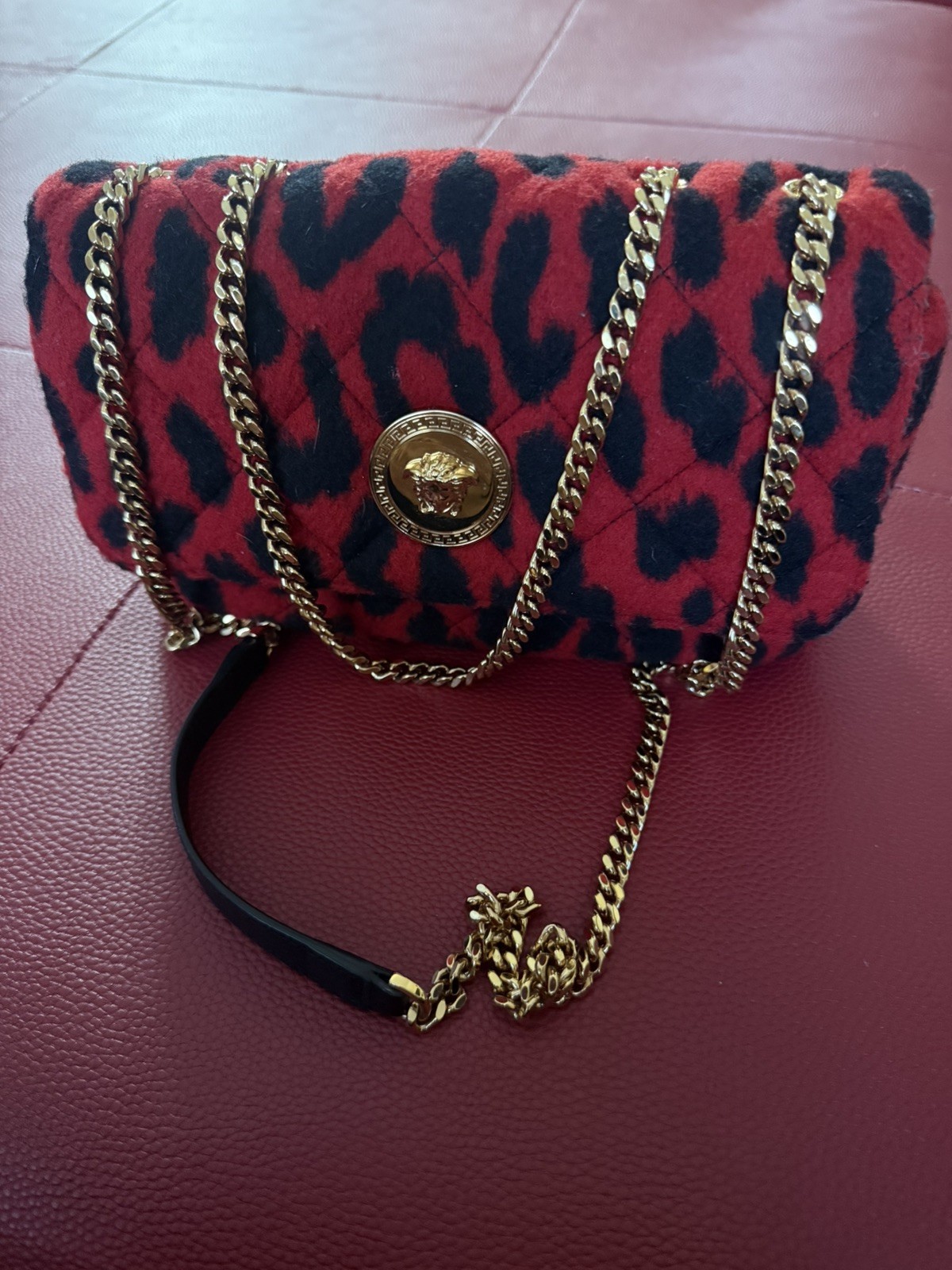 Versace Medusa printed Quilted Fabric Shoulder Bag Women's Red and black image 10