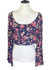 NWT Somedays Lovin Floral Long Sleeve Crop To...