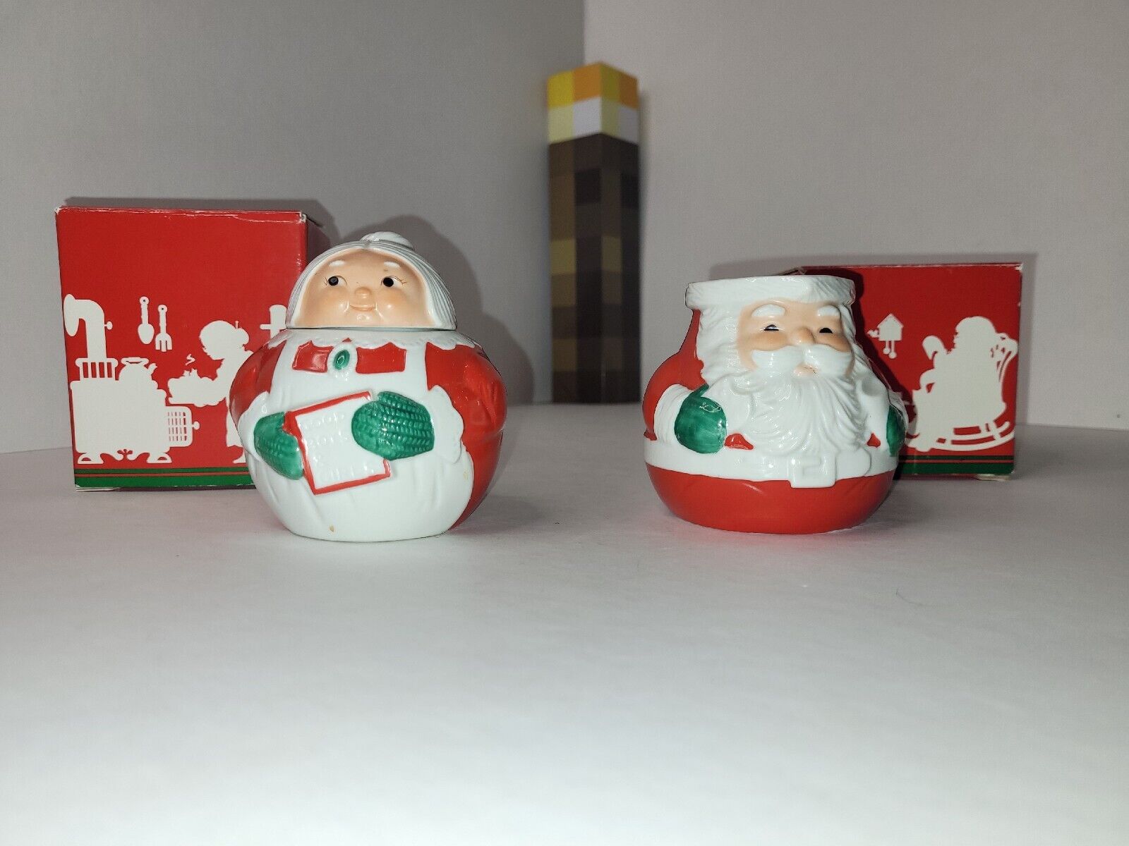 Santa & Mrs Claus & Company Creamer Sugar Bowl Lid Avon 1983 Porcelain OG Pkgs