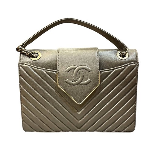 CHANEL V Stitch Flap Chain Bag Bronze Gold Hardware Leather Shoulder Bag Ladies