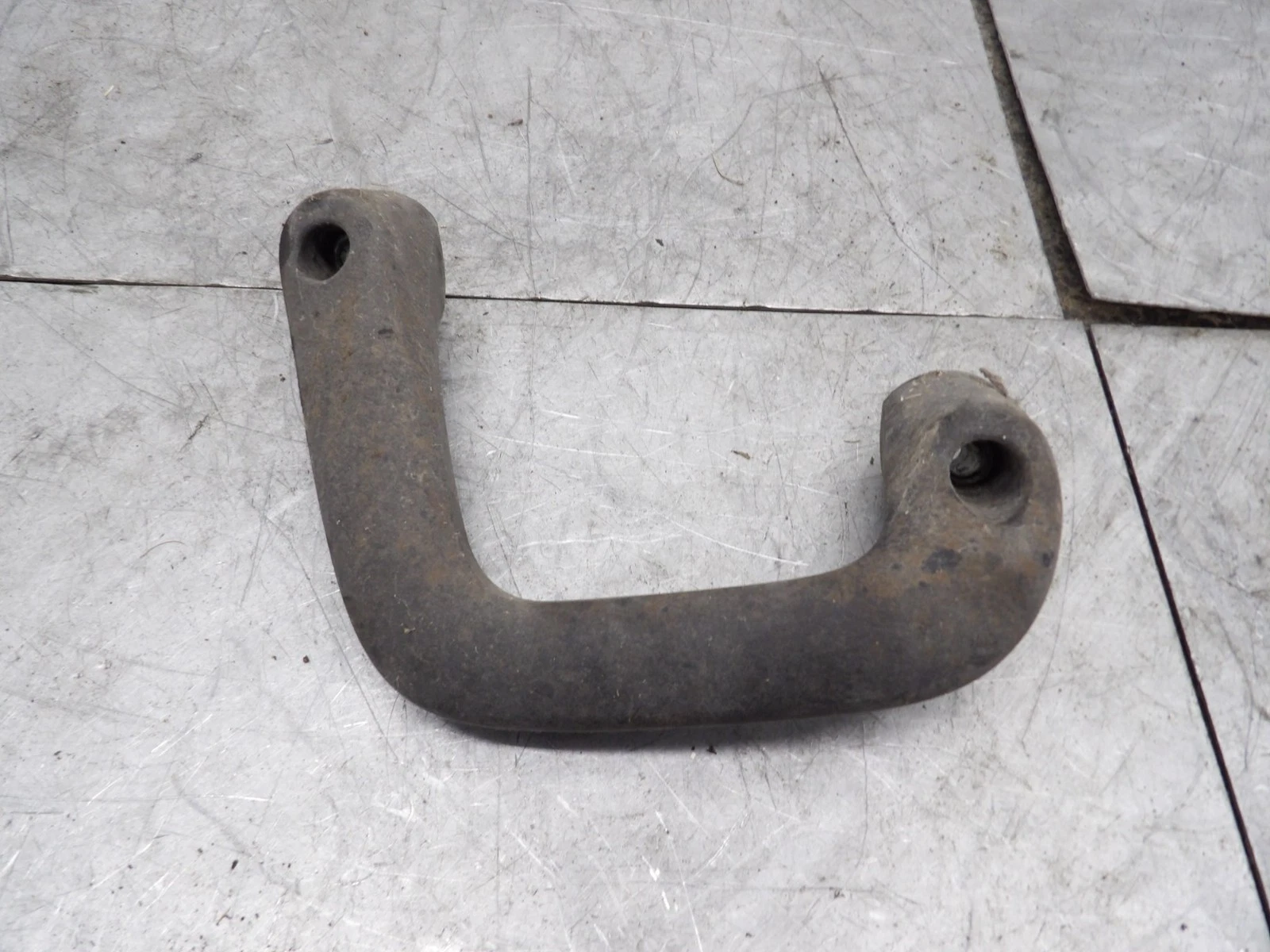 2002 Honda Goldwing GL1800 Passenger Right Side Grab Handle Rail 84150-MCA-000ZA