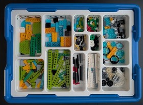 LEGO Education WeDo 2.0 Core Set Robot Programming Robotics 45300 Wh21