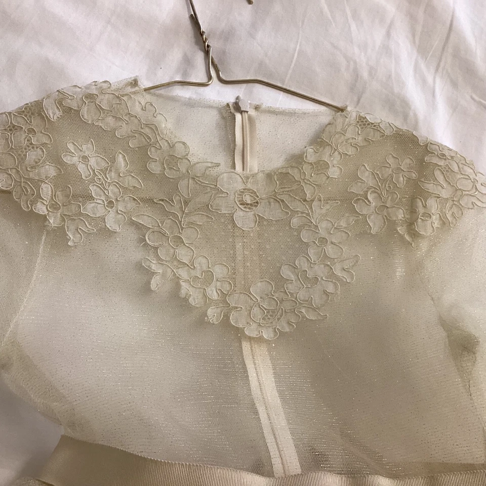 girls wedding gown size 10 - Image 4 of 4