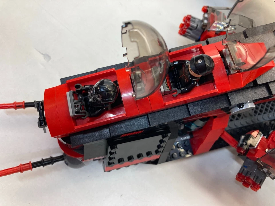 Lego Star Wars Custom Sith Heavy Gunship 100% Lego Parts, Based on 75021 build - Image 4 of 4