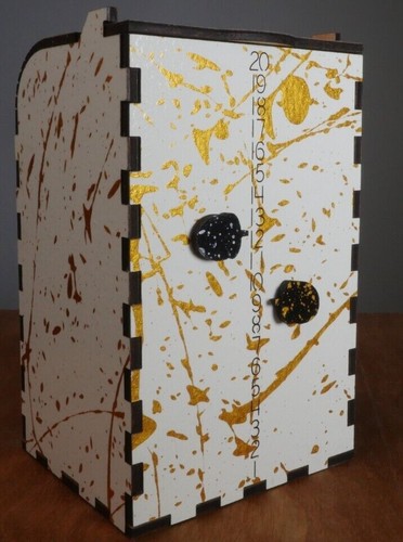 MTG Life Total ~ DECK BOX ~ Hand-Painted Wood - Deck Nut - Magic - Commander EDH - Picture 9 of 28