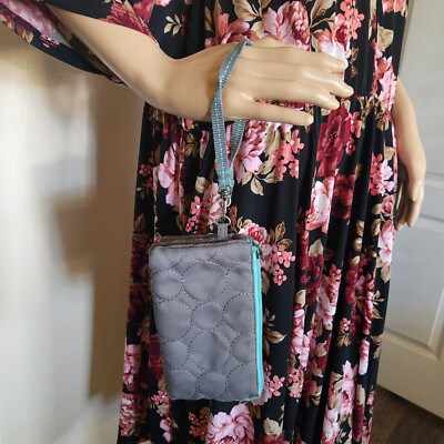 EUC Thirty-One Wristlet Wallet Quilted Vary You Detachable Wrist 