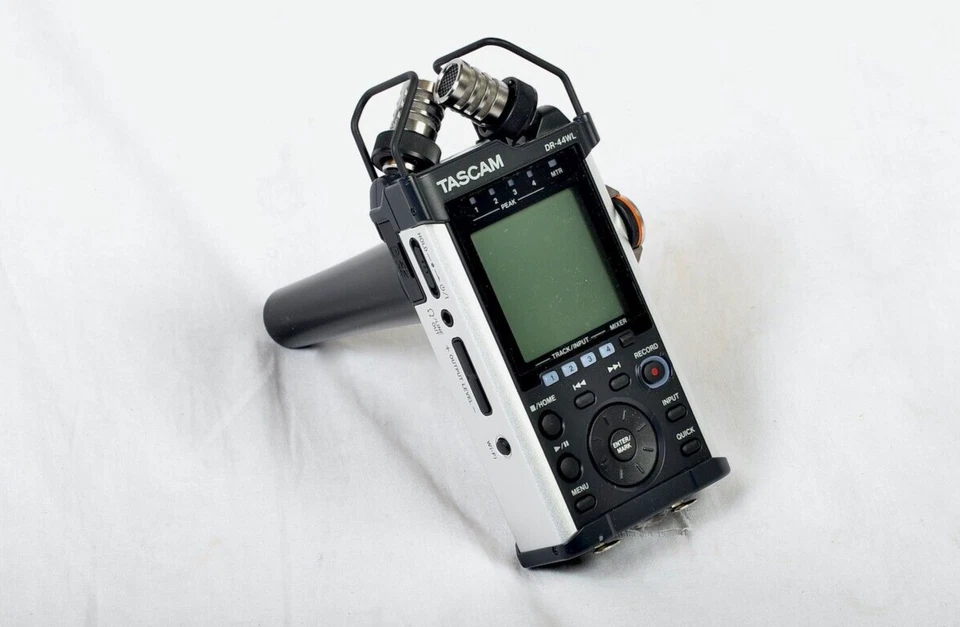 Tascam DR-44WL 4 Channel Portable Handheld Audio Recorder with WiFi - Image 2 of 4