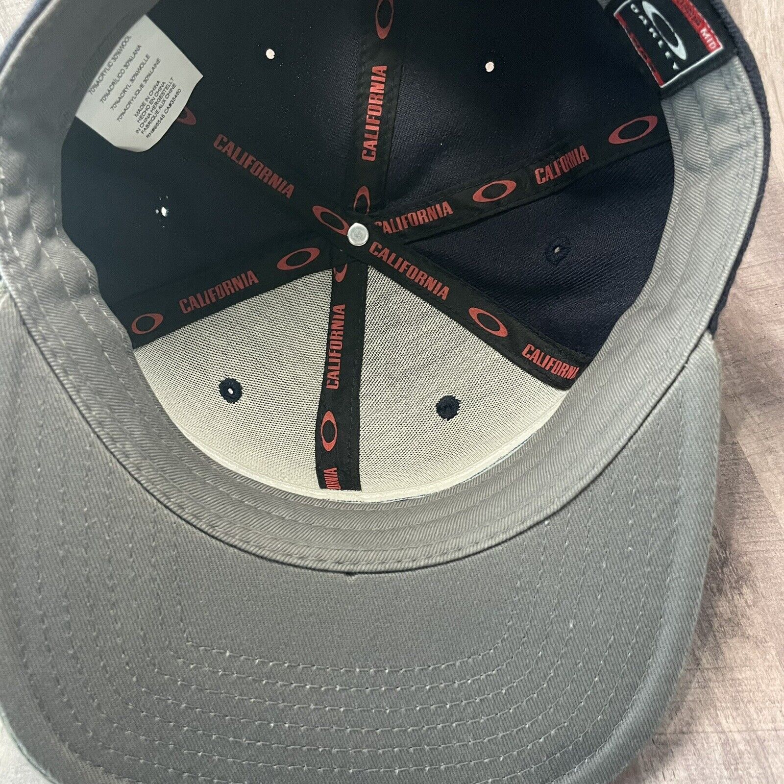 Oakley California Mid Snap Back Hat Cap Navy Gray… - image 7