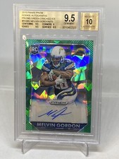 2015 MELVIN GORDON RC GREEN PRIZM CRACKED ICE SP/75 ROOKIE AUTO BGS 9.5/10 POP4