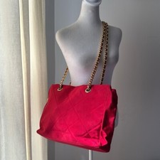 I MAGNIN DESIGN STUDIO red diamond stitched canvas tote bag purse gold chain
