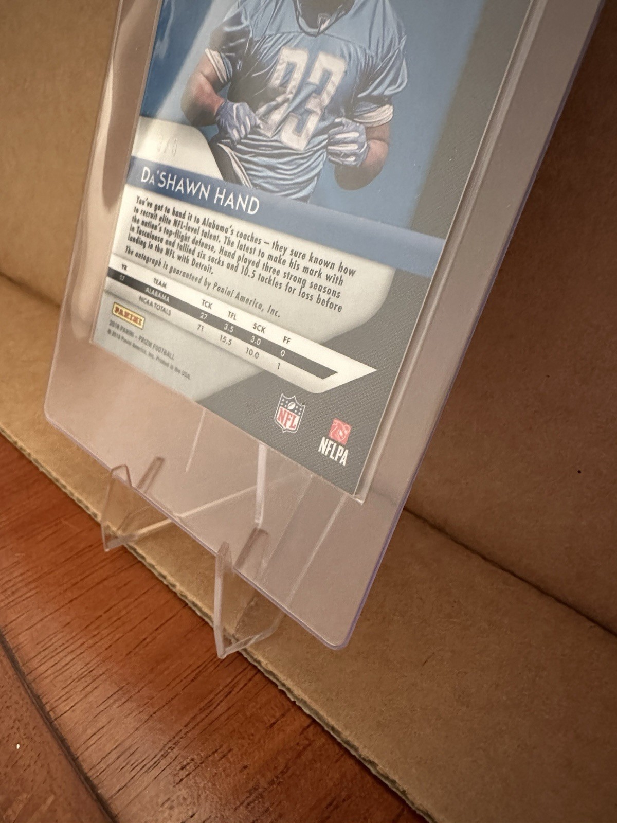 Panini 2018 Prizm Da'Shawn Hand Lions Rookie Auto Gold Vinyl Prizm 3/5  view 7