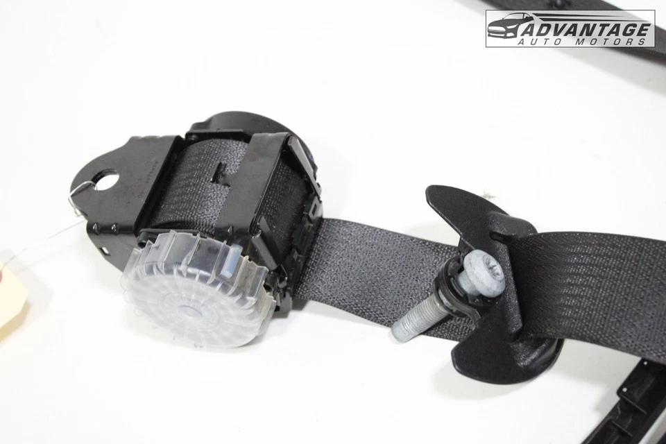 2019-2023 DODGE CHARGER REAR 2ND SECOND ROW RIGHT SIDE SEAT BELT BLACK OEM - Image 4 of 4