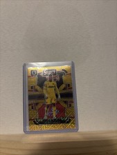2023-24 Panini Select FIFA - Terrace Andre Onana #17 Gold Mojo Prizm /10