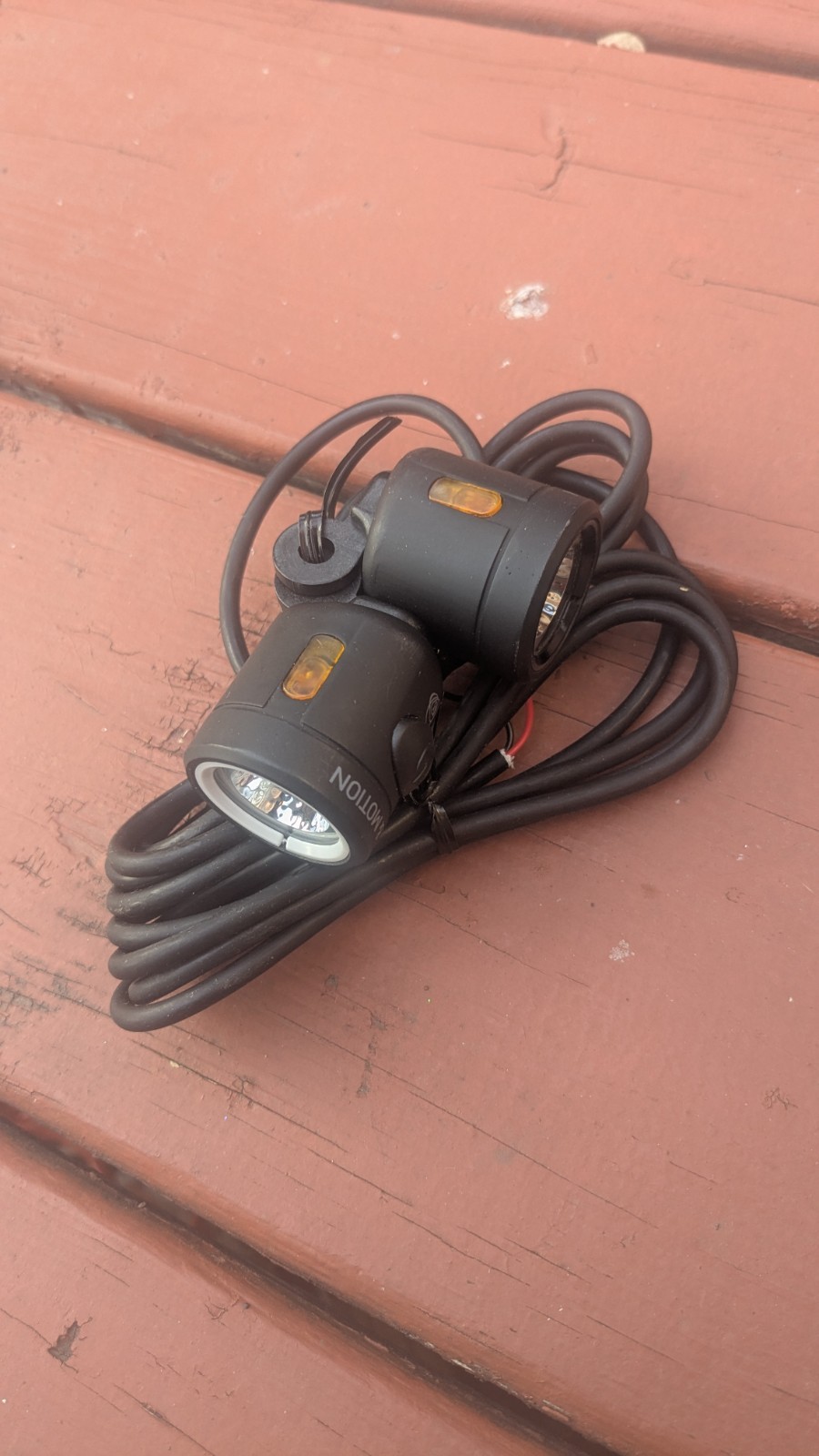 $75 OFF | EBIKE 500/25 Lumen Headlight/Taillight |  Light and Motion Nip-n-Tuck