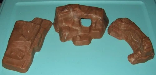 1950's Marx 3 Piece MARBLED TERRIAN ROCK FORMATION For Playsets