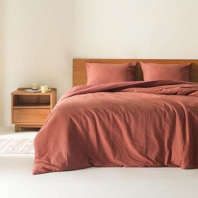 Comfort Spaces Burnt Orange Queen Duvet Cover Set - 2 Pieces Breathable Dotted W
