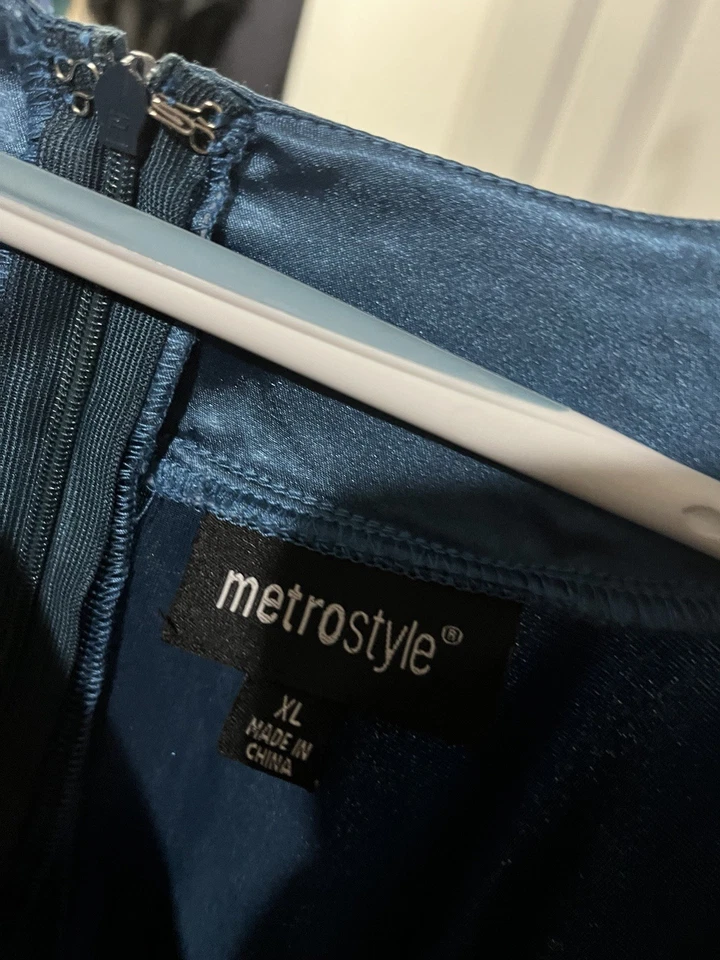 Macacão feminino estilo Metro GG - Imagem 4 de 4