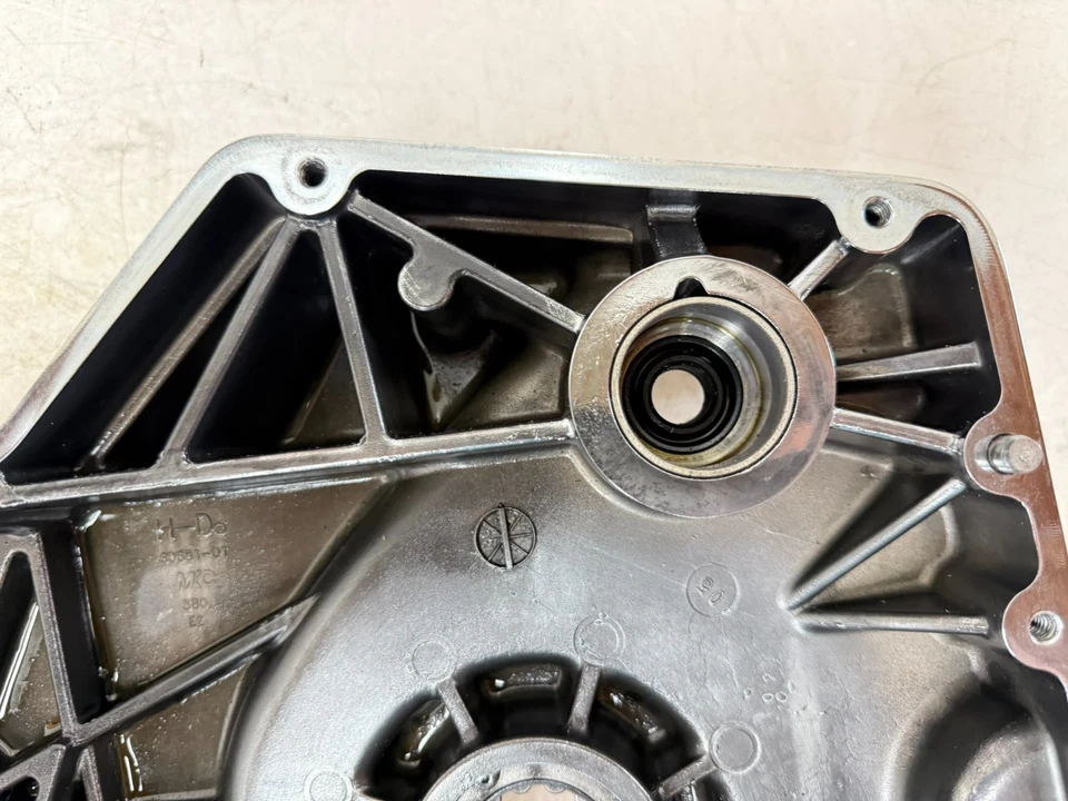 Harley Dyna Wide Glide 2003 cromo OEM cubierta de embrague principal interior carcasa Foto 3 de 4