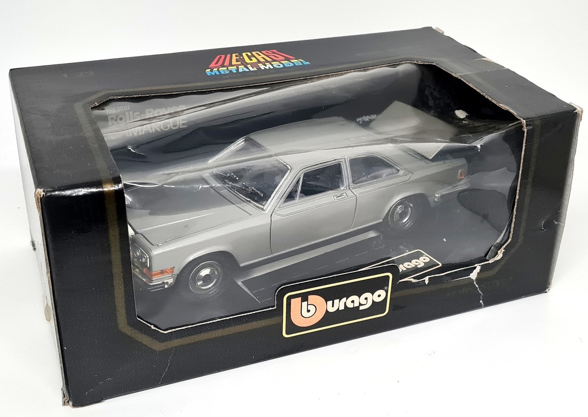 Burago 1/22 Rolls Royce Camargue Silver Diecast scale model