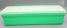 TUPPERWARE~Vintage Jadeite Green Vegetable Crisper Celery Keeper #892-4