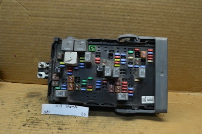 10-13 Chevrolet Silverado 1500 Engine Fuse Box Junction 22798215 Module