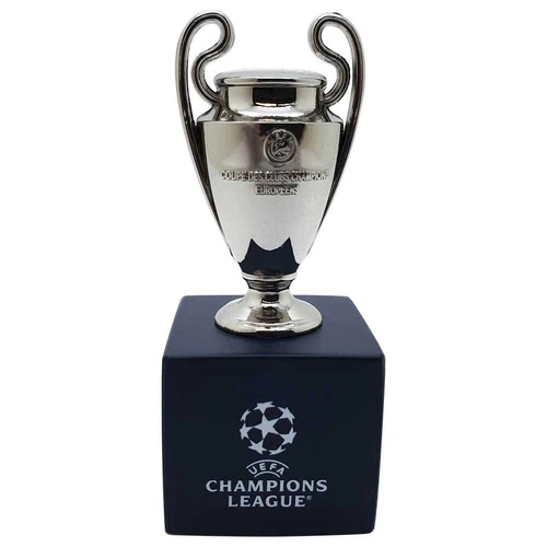 UEFA Champions League Pokal 45mm Podest Champions League Pokal 45mm auf Podest