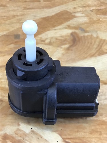 369047 Stellmotor Scheinwerfer VW Golf IV (1J) 1J0941295B
