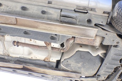 VW Passat 3C Auspuff Endschalldämpfer Mittelschalldämpfer 2,0 TDI 1.6 Common-Rai