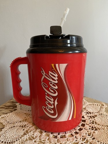 Unused Vintage Coca-Cola 64 Oz Insulated 9" Cold Drink Cup Mug w/Straw Plastic