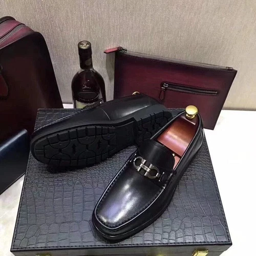 Salvatore 2025Ferragamo Mocassini Britannici in Pelle Business Tide Scarpe Uomo Nero - Foto 10 di 15