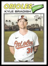 2026 Topps Heritage #16 Kyle Bradish