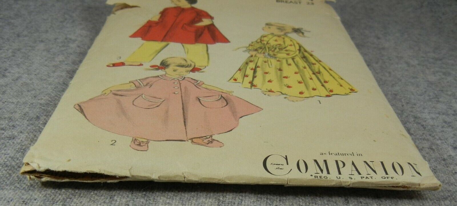 Advance 5982 Girls Toddler Peignoir Robe sleeves pockets size 4 Factory Cut