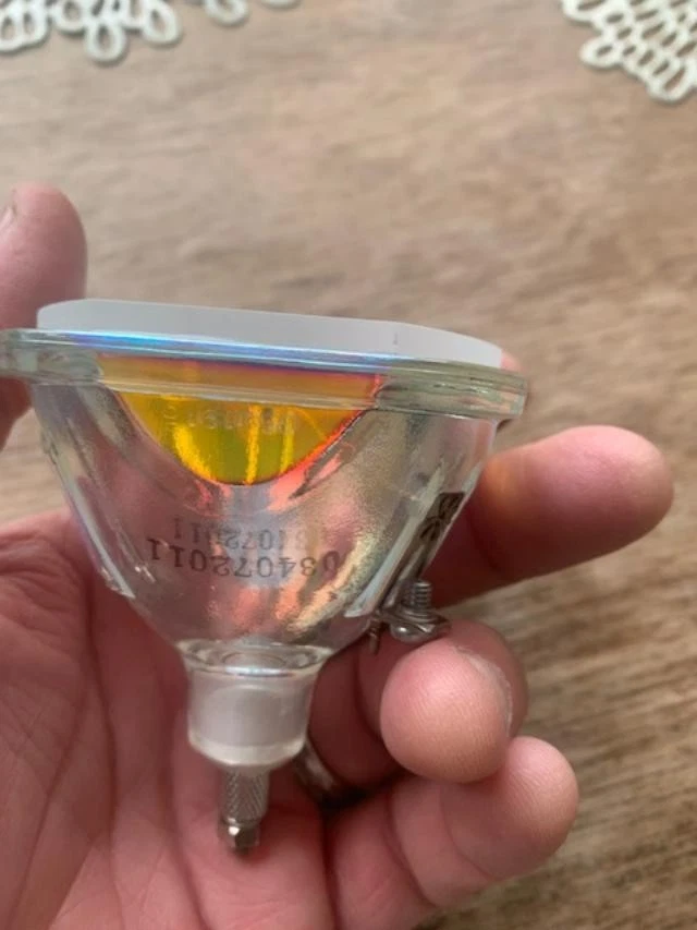 NEW OEM,Panasonic HS100AR13-1 UHE 110W80V,Osram P-VIP 100-120/1.0 P22h Bare Bulb - Image 3 of 4