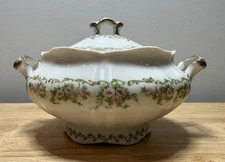 Vintage O.P. Co Syracuse China Gravy Boat?
