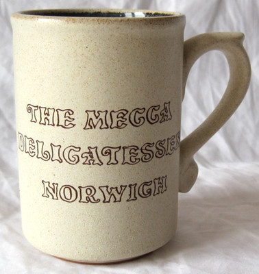 Vintage Mekka Deli/Cafe Norwich Becher. Laugharne Keramik. TOP