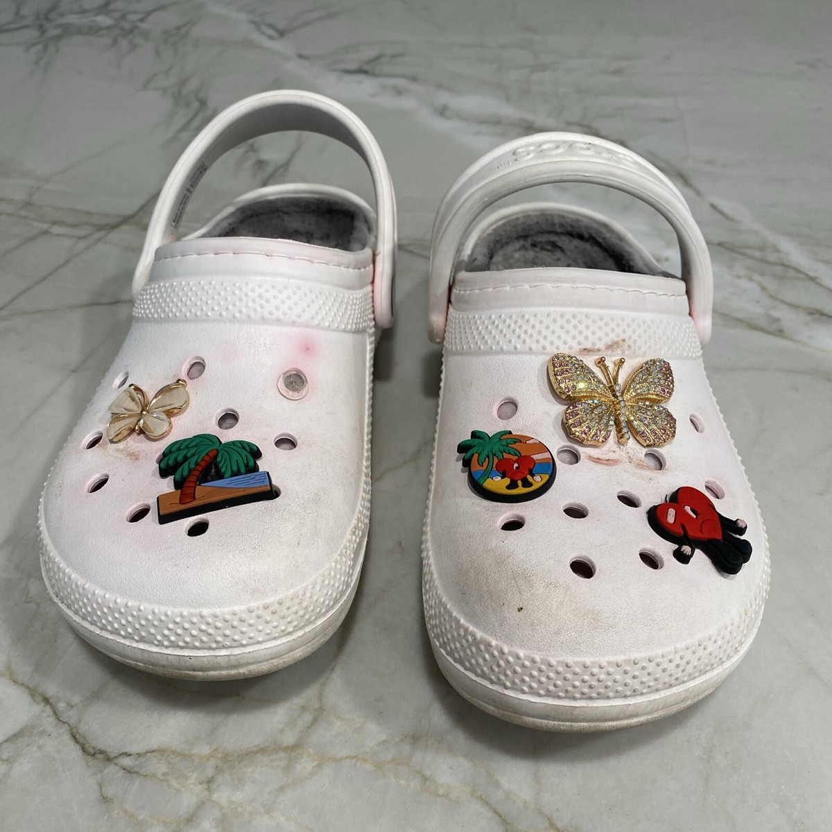 Crocs Dual Comfort Lined Slip On Clogs W6/M4 with charms  display picture 3