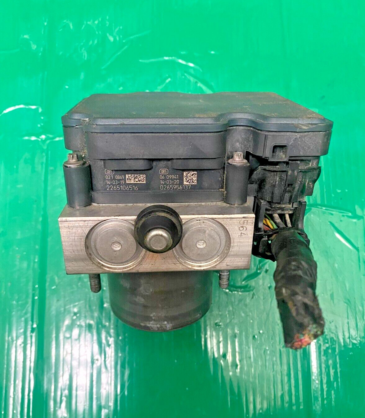 2014 - 2017 MASERATI GHIBLI ABS Anti-Lock Brake Pump & Module 2265106516
