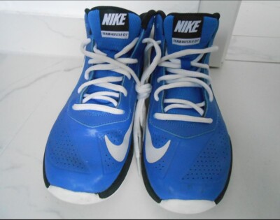 Nike Jungen Team Hustle D7 Basketball Sport Schuhe SNEAKERS 23,5 CM Neuw EU 37,5