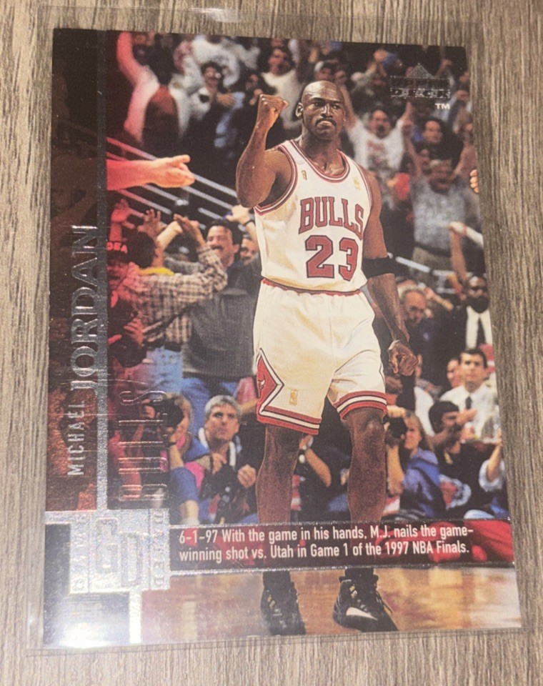 1997-98 Upper Deck - Michael Jordan #18 Base Bulls